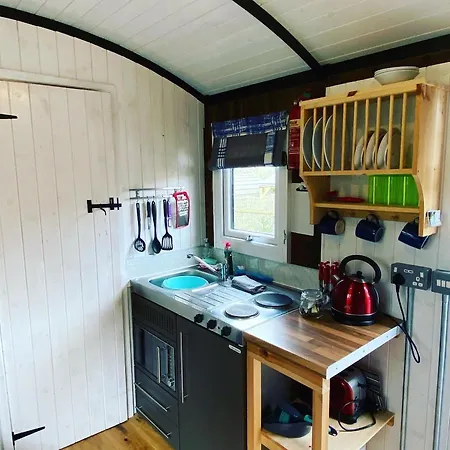 Luxury Cosy Carriage With Electric Private Hot Tub Apartment Hereford Exterior photo